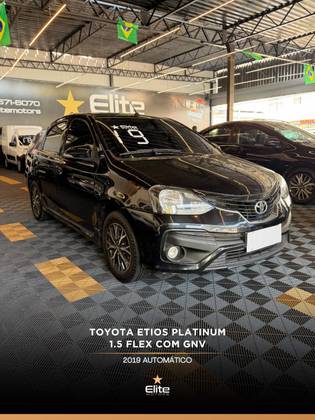 TOYOTA ETIOS 1.5 PLATINUM SEDAN 16V FLEX 4P AUTOMÁTICO